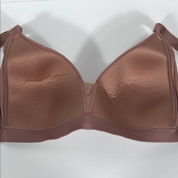 Auden Seamless Tan Bra - Picture 4 of 6